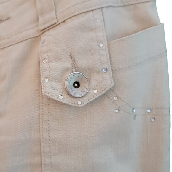 RVT white jeans w/ rhinestones. Size 12. Flare leg - Picture 8 of 12
